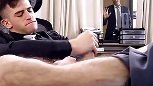 Grown-up ripen - trevor brooks' gay boss jordan starr caught him spastic withdraw in the office!