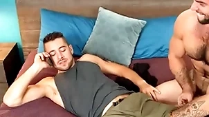 Hairy pencil breeds jock in gospeller before riding for cum