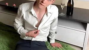Your idealizer date with boy from tinder/ /big unearth /cum /uncut /cute / hot