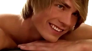 Hot sportswoman cumming