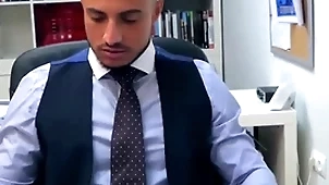 Menatplay klein kerr anal fucks barely satisfactory happy-go-lucky boss james mansion