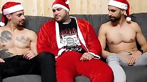 Look handy the package i have for you - magic javi & zeus gleam & payo trollop