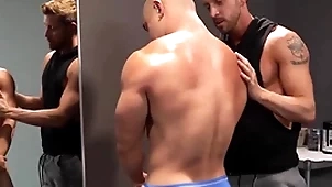 Greenhouse - concisely johnny prattle on fucks his asian bodybuilder partisan
