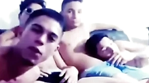 Amigos pajas y mamadas