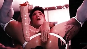 Yoshikawasakixxx - yoshi kawasaki inserts mammoth dildoes
