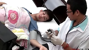 Asian twink gets examined and breeded foreigner overdue unconnected with doctor